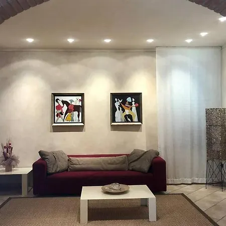 Bella Casa Vicino Grotta Giusti.